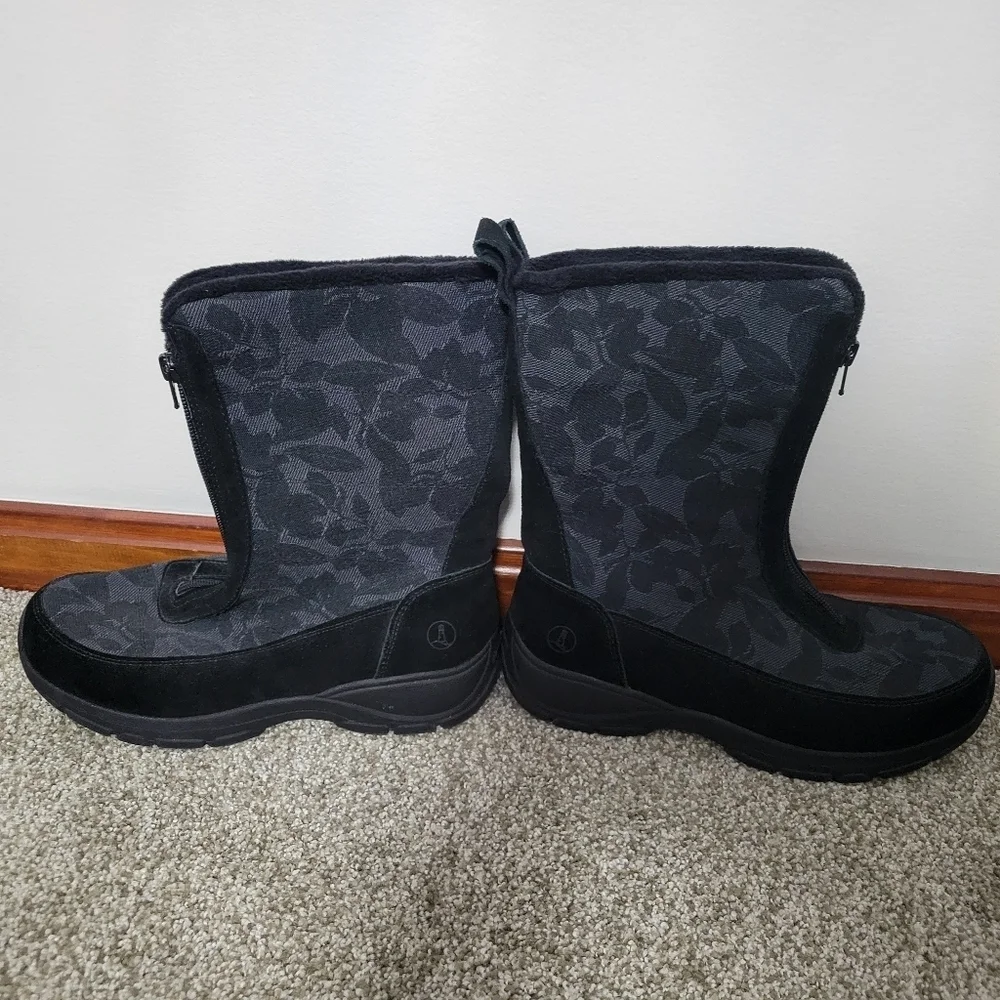 Women's Lands End Black Snow Boots, Size 7